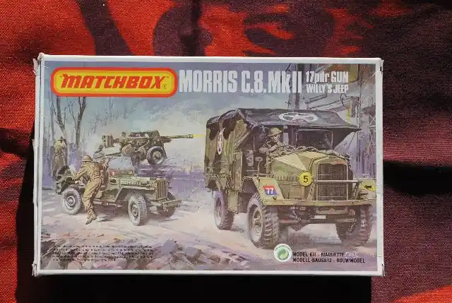 Beperkt Aanbod PK.40172 MORRIS C.8.Mk.II with 17pdr GUN + Willy‘s JEEP